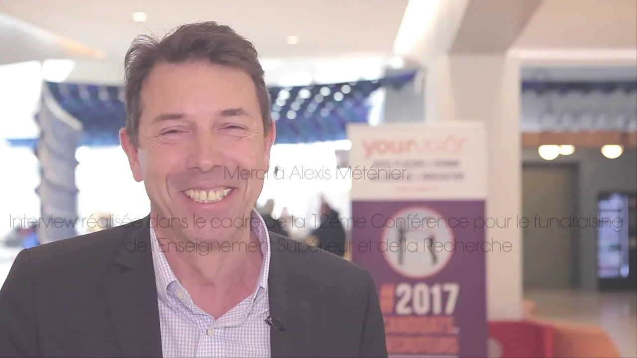 Vignette de la vidéo « Alexis Méténier : Métier fundraiser dans l’Enseignement Supérieur »