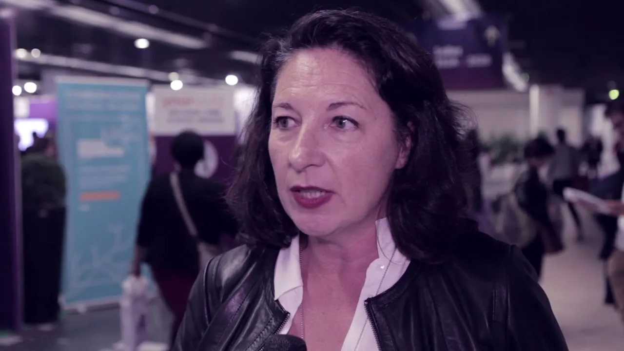 Vignette de la vidéo « Travailler en association 1 : YourVoice interroge des professionnels du secteur »